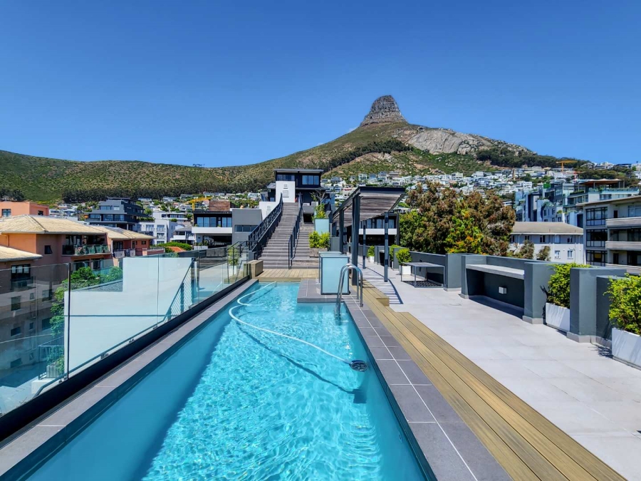 1 Bedroom Property for Sale in Sea Point Western Cape